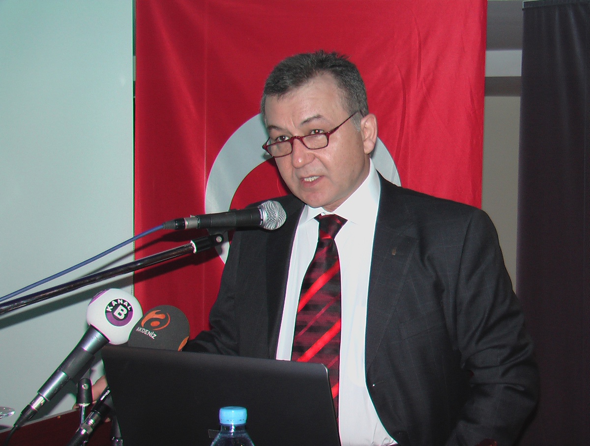 Adanalı Sanayici ve İşadamlarına Köln'deki Yatırım İmkanları Anlatıldı