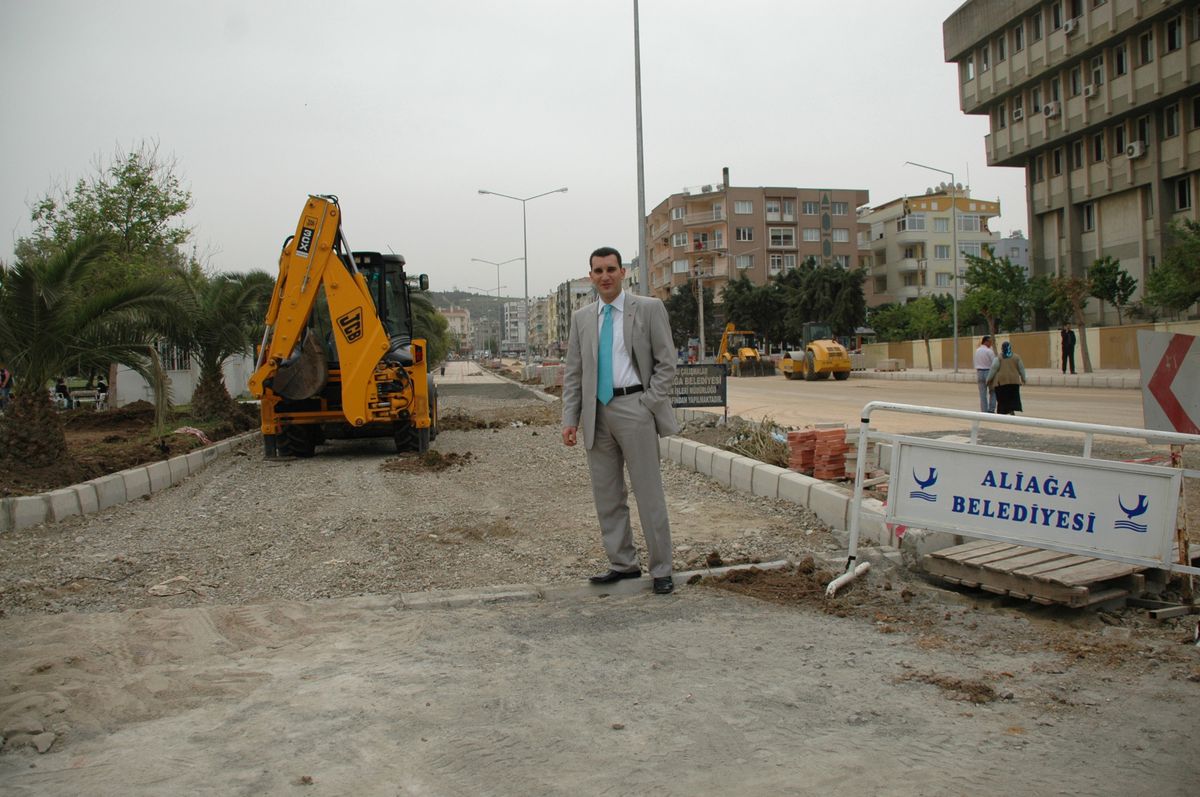 Aliağa'da Yol, Kaldırım ve Altyapı Çalışmaları