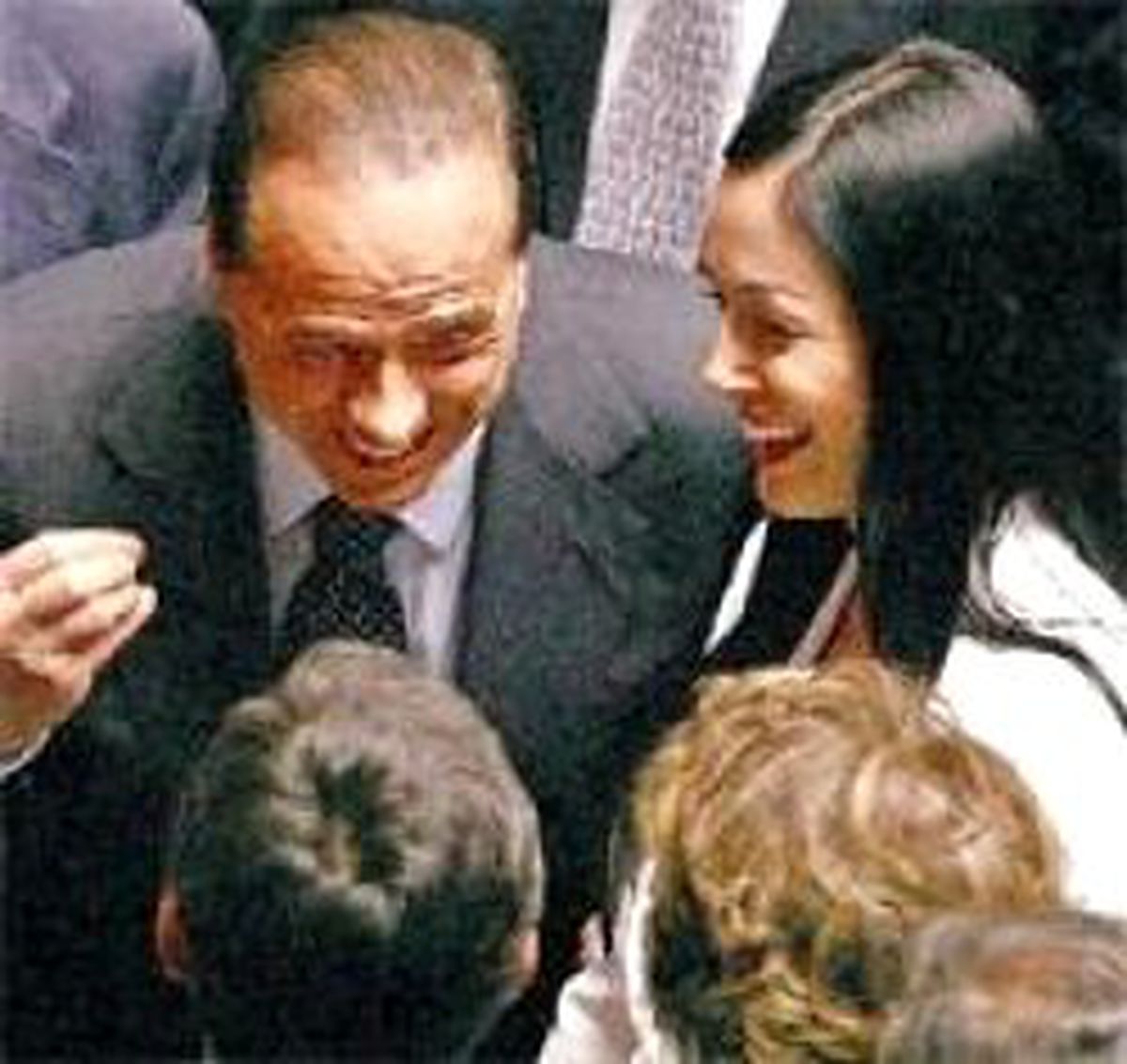 Berlusconi'ye Seksi Sözcü