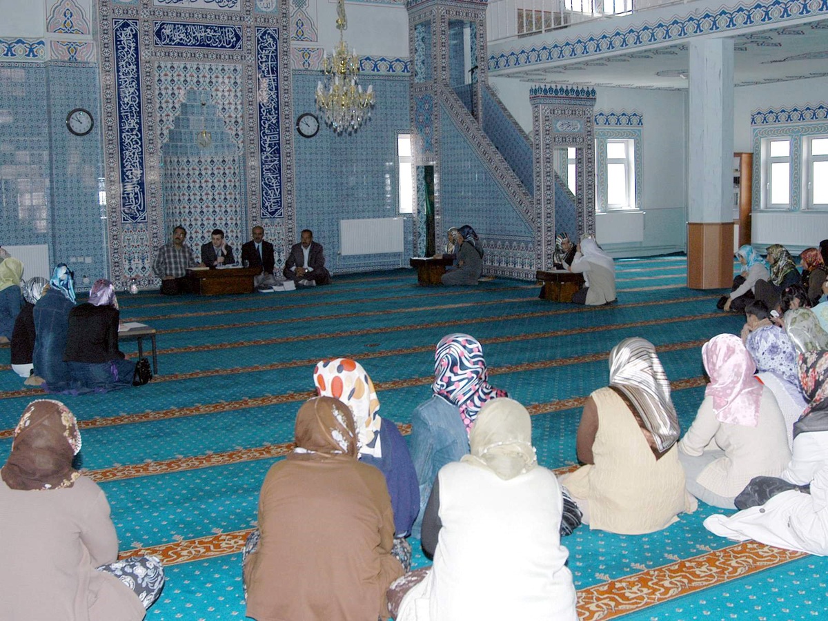 Kız Kur'an Kursu Öğrencileri Arasında Bilgi Yarışması