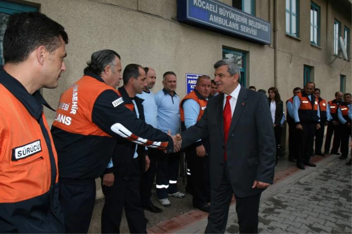 Kocaeli Büyükşehir Belediyesi 8 Ambulans Alacak