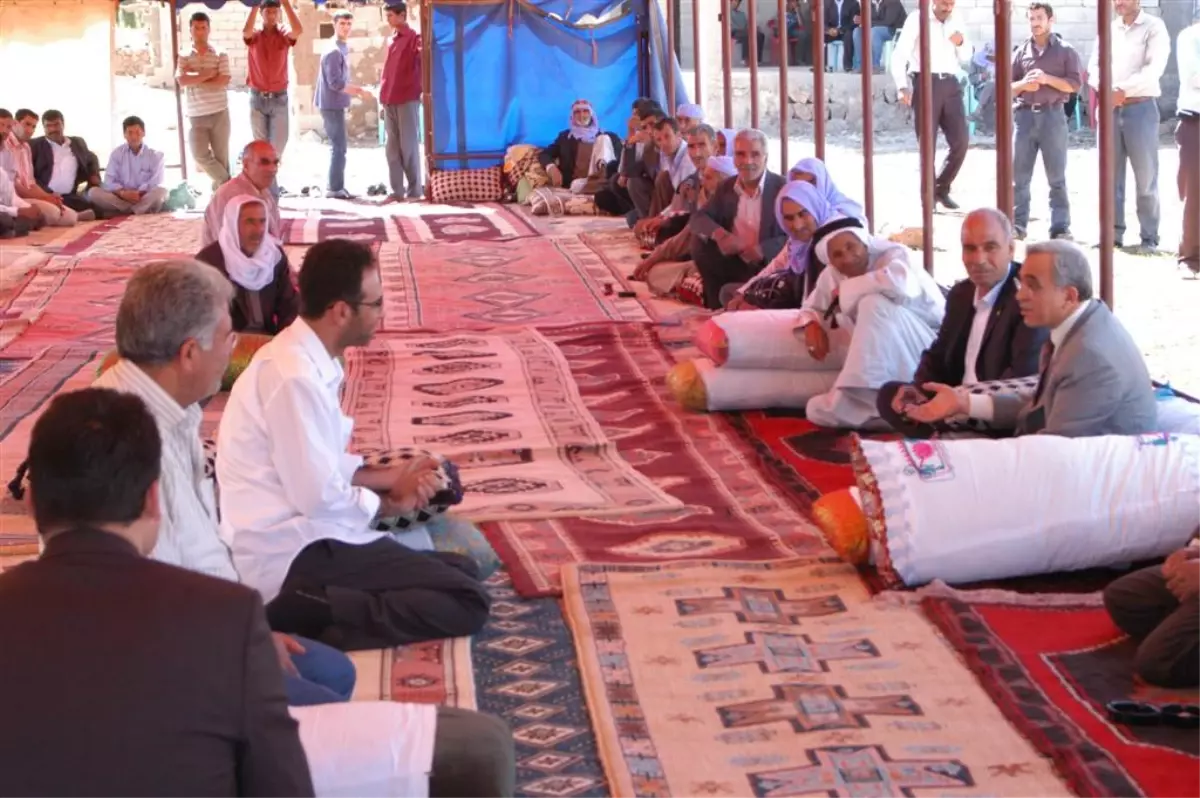 Şanlıurfa Valisi Yusuf Yavaşcan'dan Taziye Ziyareti