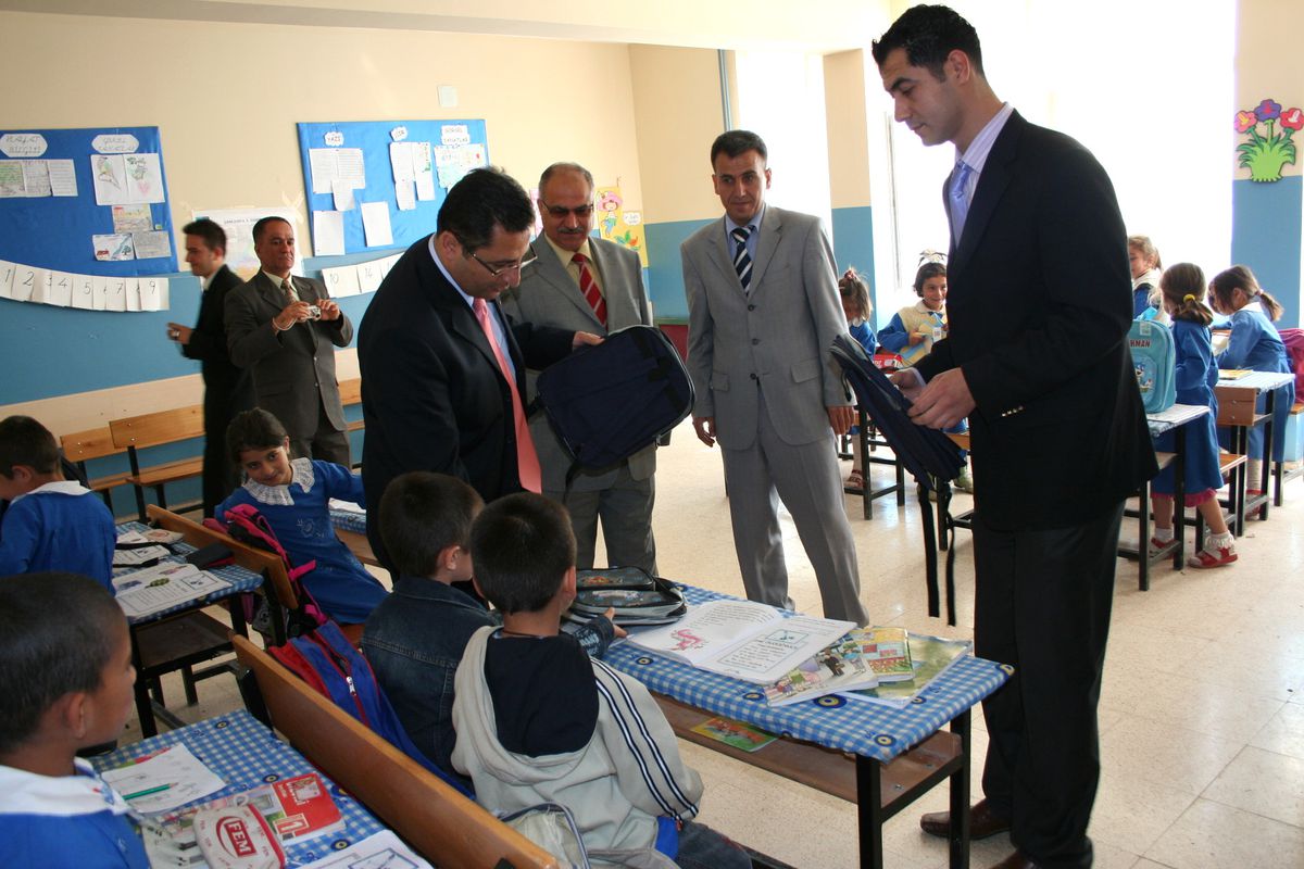 Şanlıurfa'da 'Kış Bakışlı' Kız Kampanyası
