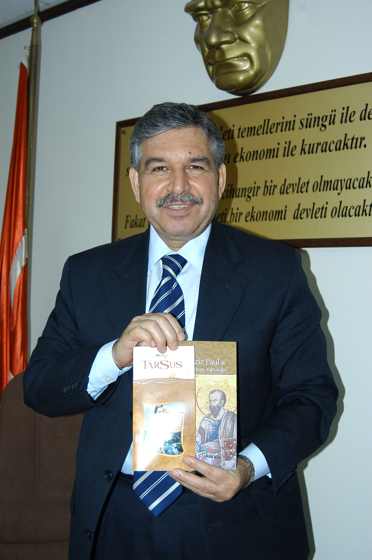 'Tarsus' Kitapçığı Yayınlandı