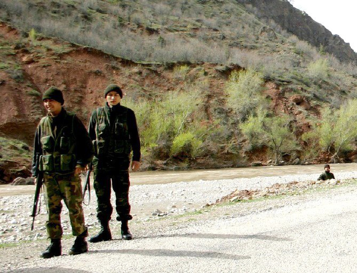 Tunceli'de Harçik Çayı'na Düşen 4 Teröristten Birinin Daha Cesedi Bulundu