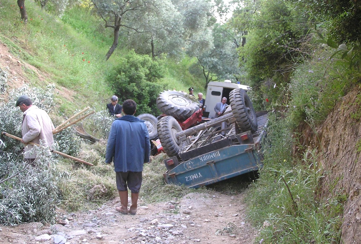 Aydın'da Trafik Kazası: 1 Ölü 1 Yaralı