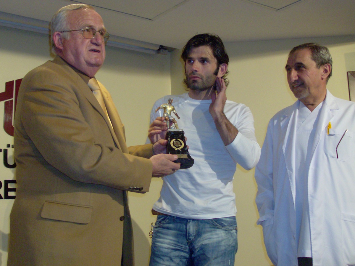 İbrahim Üzülmez'den Anlamlı Ziyaret