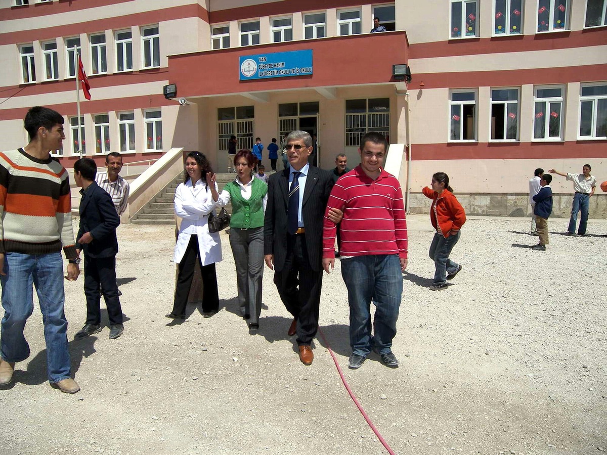 Van İl Milli Eğitim Müdürü Yıldız'ın Okul Ziyareti