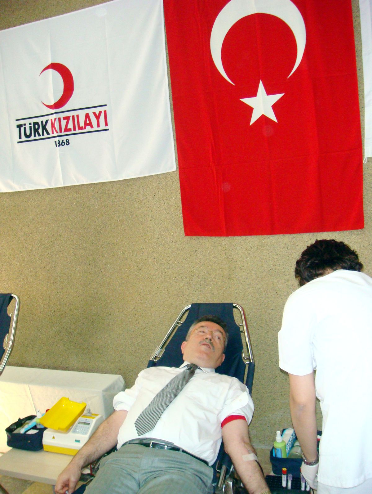 YÖK Başkanı Prof. Dr. Özcan Kan Verdi
