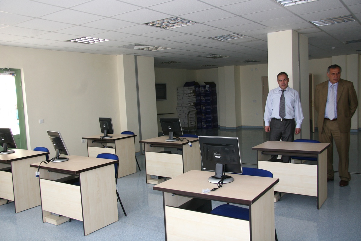 Çocuk Yuvasına Bilgisayar Laboratuarı