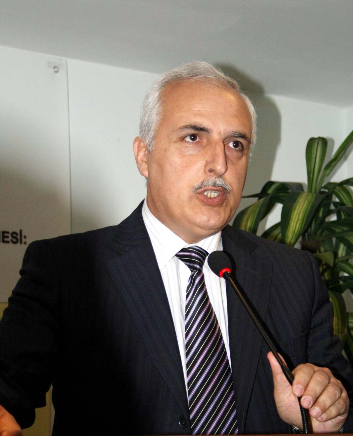 Diyarbakır'da 'Sokakta Yaşayan-çalışan Çocukların Hepatit B'den Korunması Projesi' Tanıtıldı