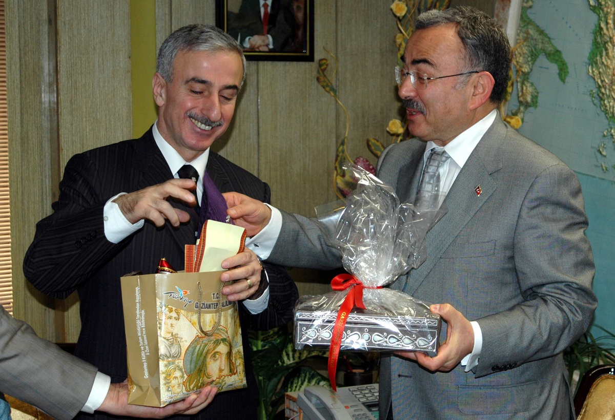 Enerji ve Tabii Kaynaklar Bakanı Güler Gaziantep'te