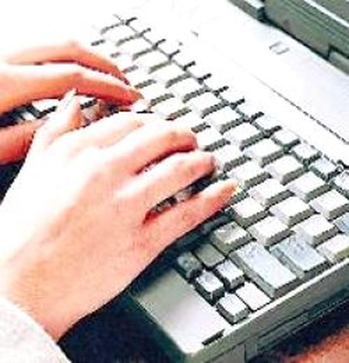 Klavyedeki Mikrop Klozeti Aratmıyor