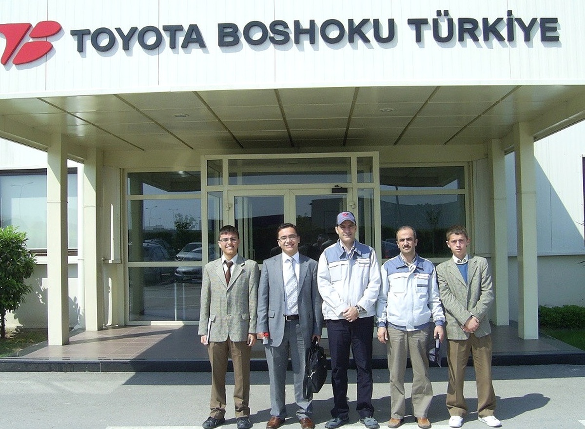 Mehmet Akif Ersoy Eml Öğrencilerinin Projesi Toyota Yetkililerinin İlgisini Çekti