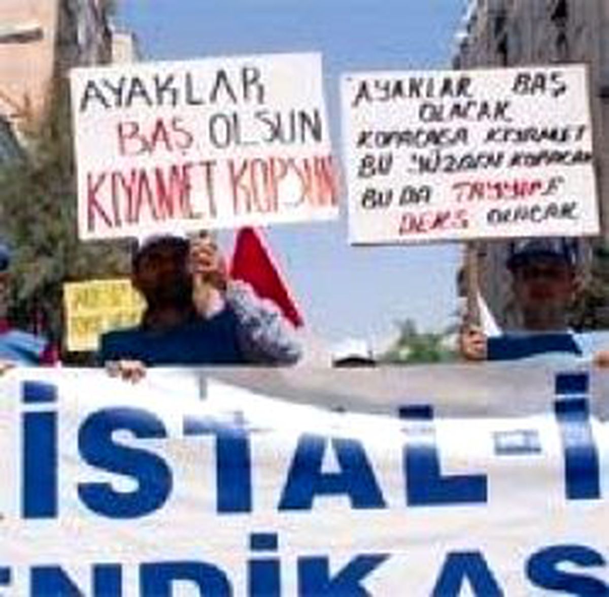 MHP: İşçilere Şiddeti Kınıyoruz