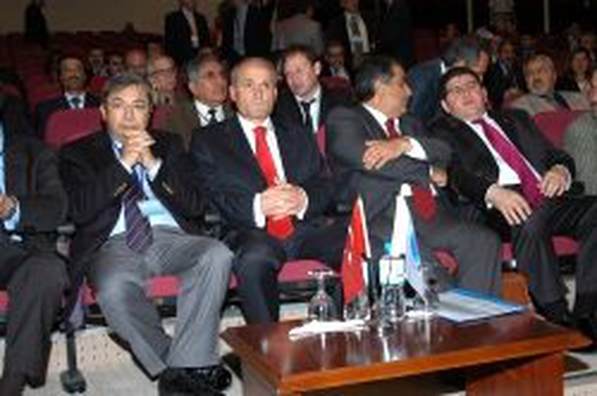 Mühendislik Fakültesi Dekanları Kayseri'de
