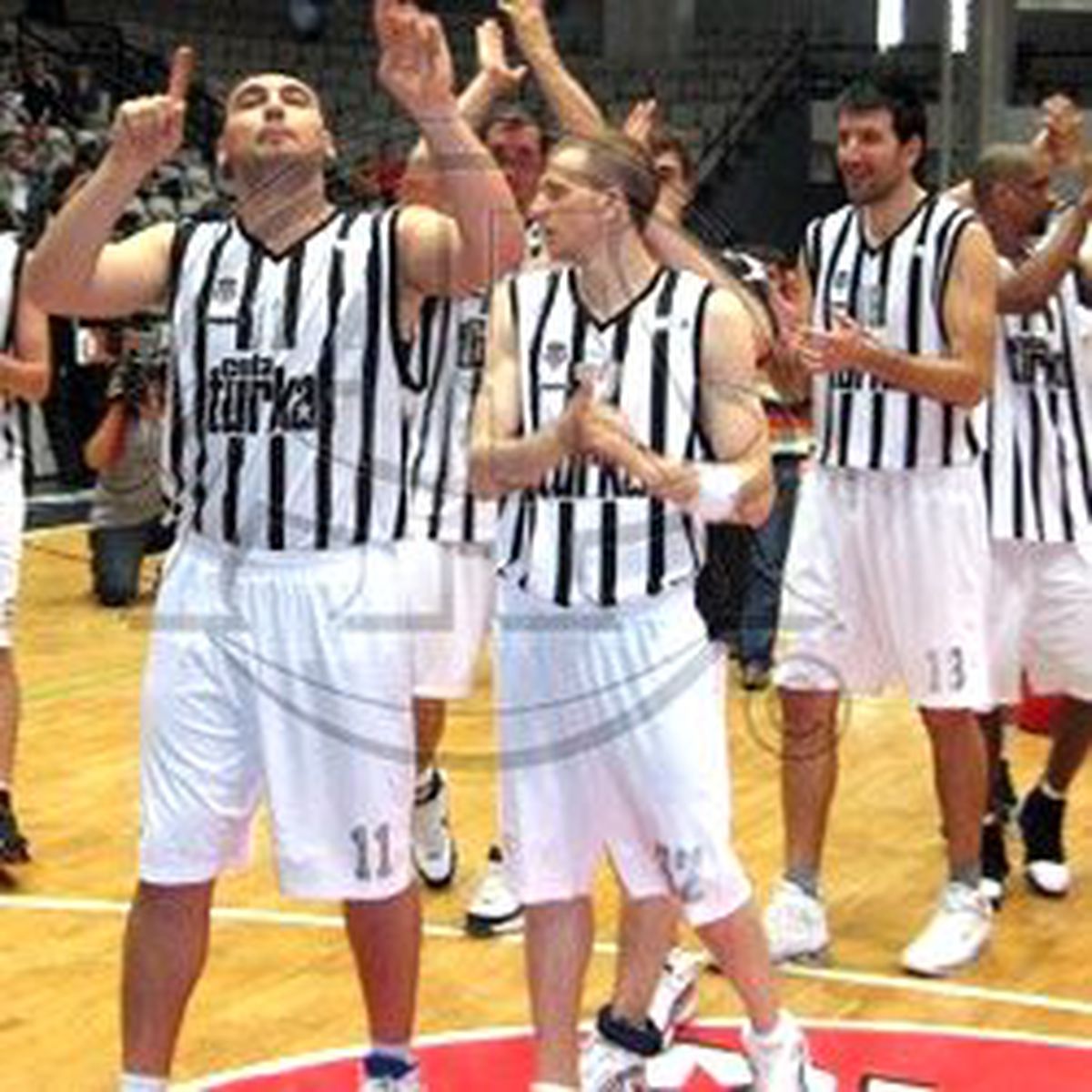 Beşiktaş Cola Turka Seride Avantajlı