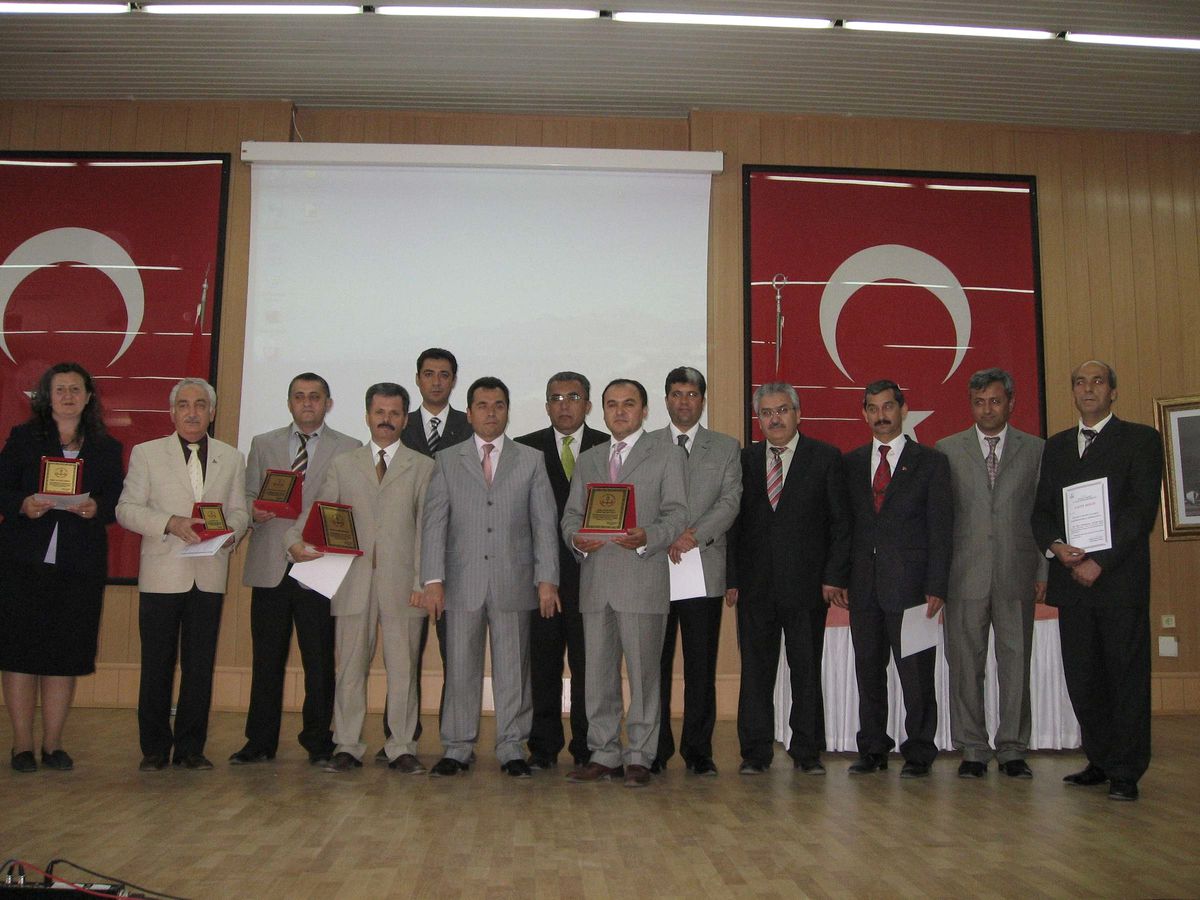 Kaliteli Okullar Ödüllerini Aldı