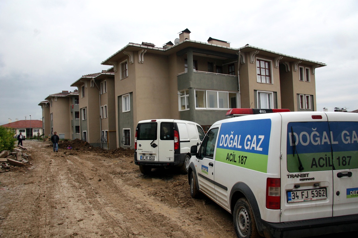 Kazı Çalışmasında Doğazgaz Borusu Parçalandı