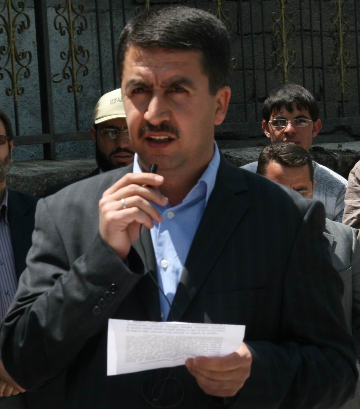 Van'da 'Başörtüsüne Özgürlük' Eylemi