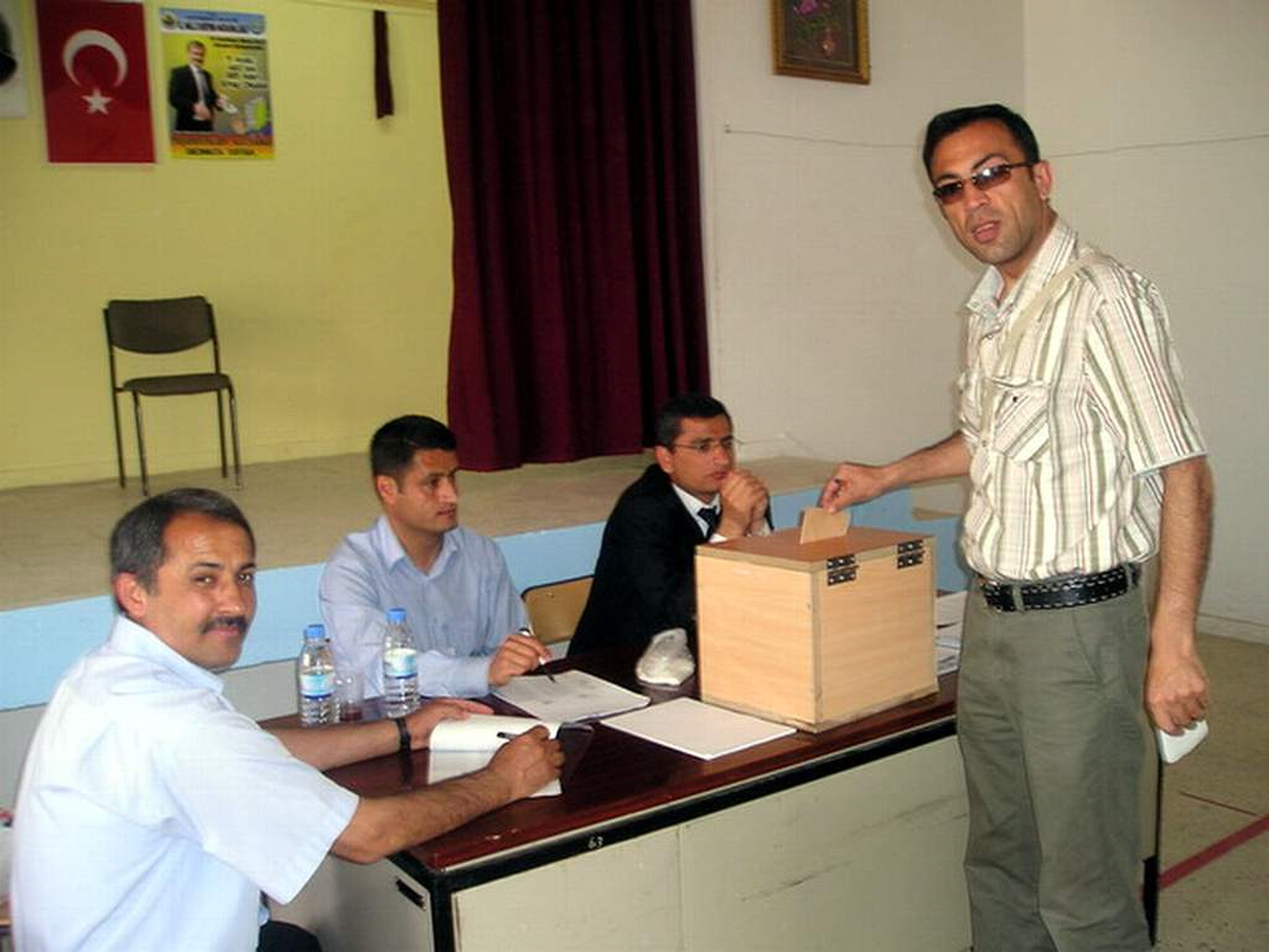 Gölbaşı İlksan Temsilciliği Seçime Gitti
