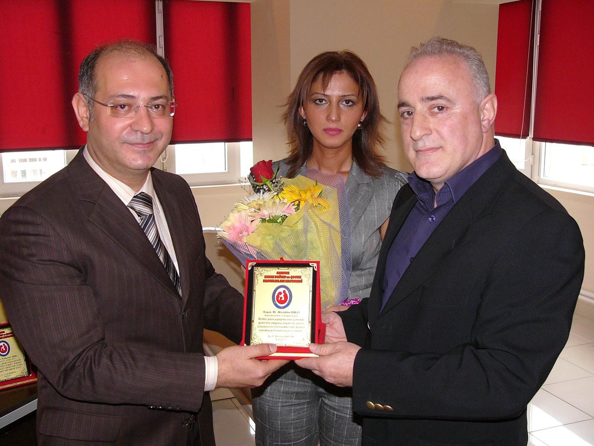 Başhekimden Emekliye Ayrılan Personele Vefa