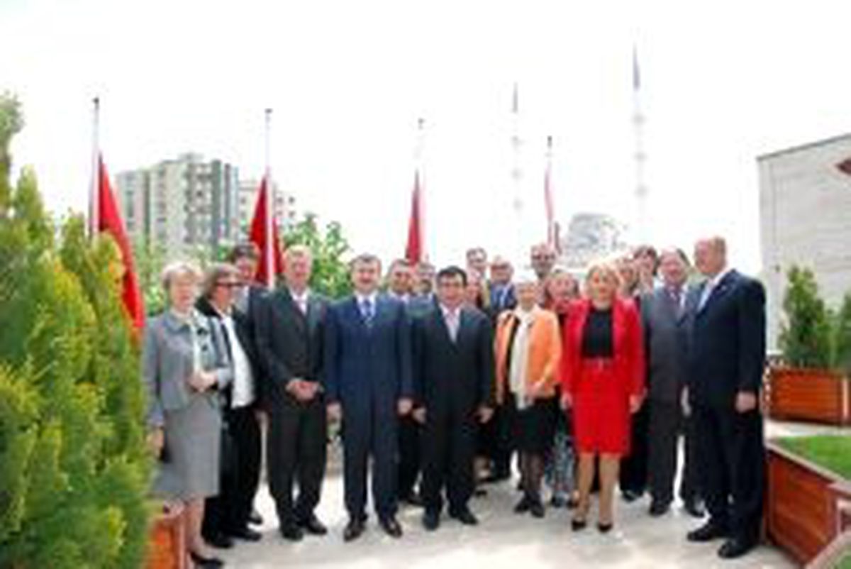 Başkan Akyürekâ€™e Alman İdari Yargı Heyetinden Ziyaret