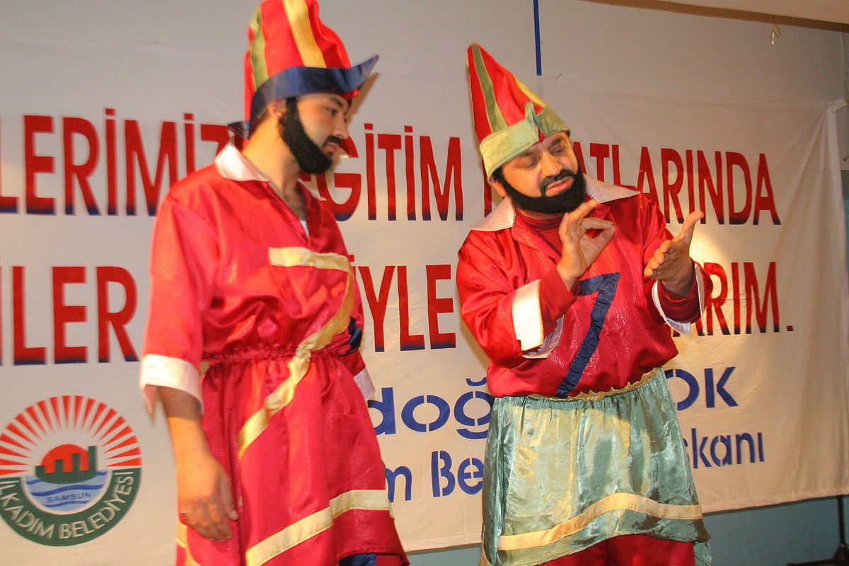 Karagöz-hacivat'lı Trafik Eğitimi