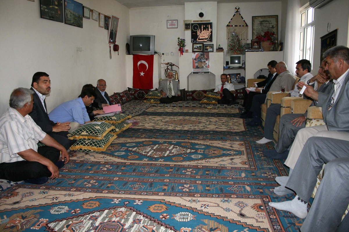 Kaymakamlık Vakıf Toplantısı Köy Odasında Yapıldı
