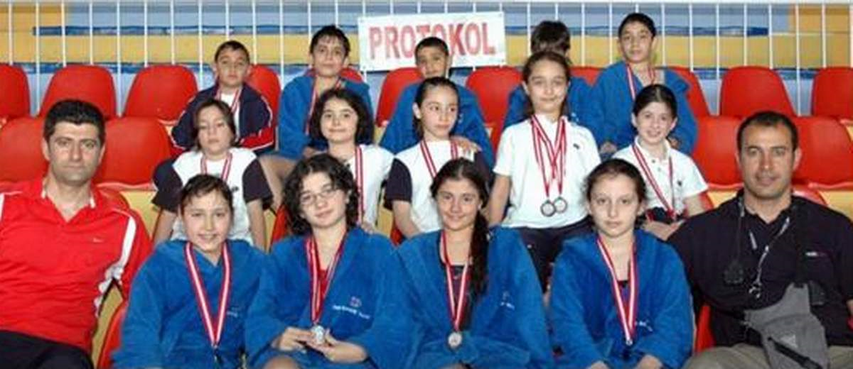 Özel Sanko Okulları Yüzmede Yine İl Şampiyonu Oldu