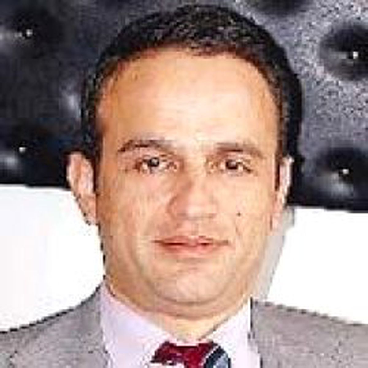 Çevreci Hákimden 20 Bin Ağaç Dikme Cezası