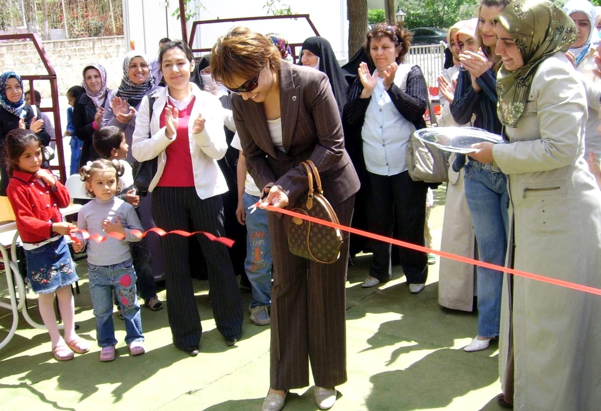 Şirvan'da Fakir Öğrenciler Yararına Açılan Kermes Yoğun İlgi Gördü
