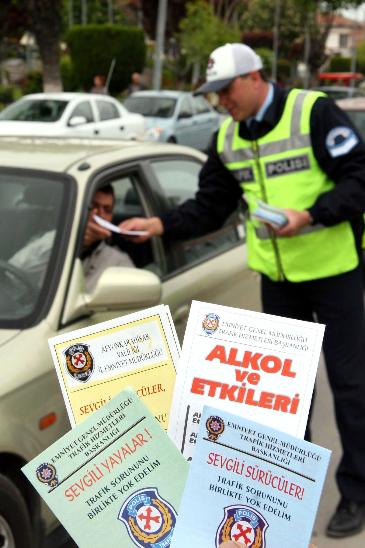 Afyonkarahisar'da Sürücülere 'Broşürlü' Uyarı