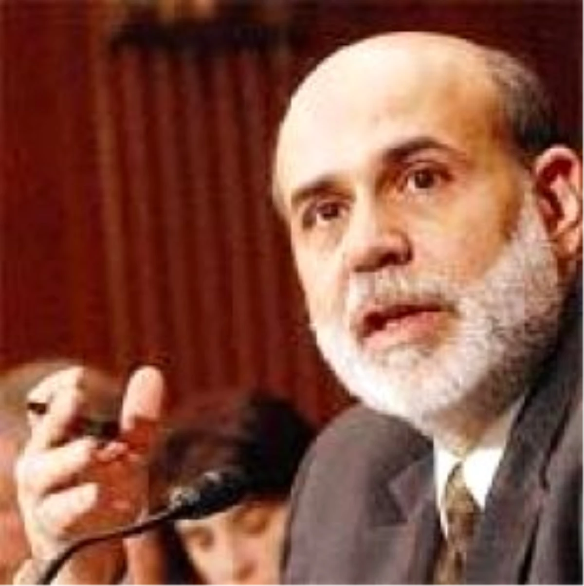 Bernanke: Konut Hacizleri Ekonomiye Zarar Veriyor