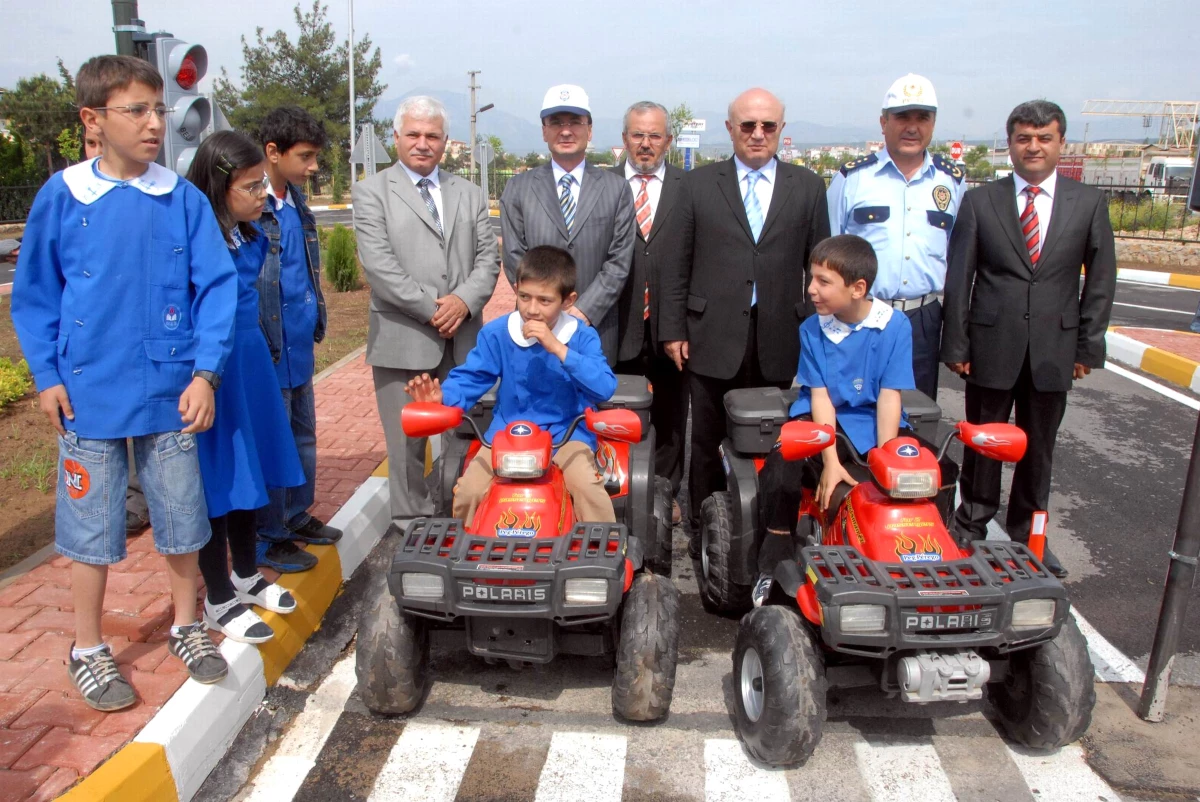 Kepez\'den Çocuklara Trafik Eğitim Parkı
