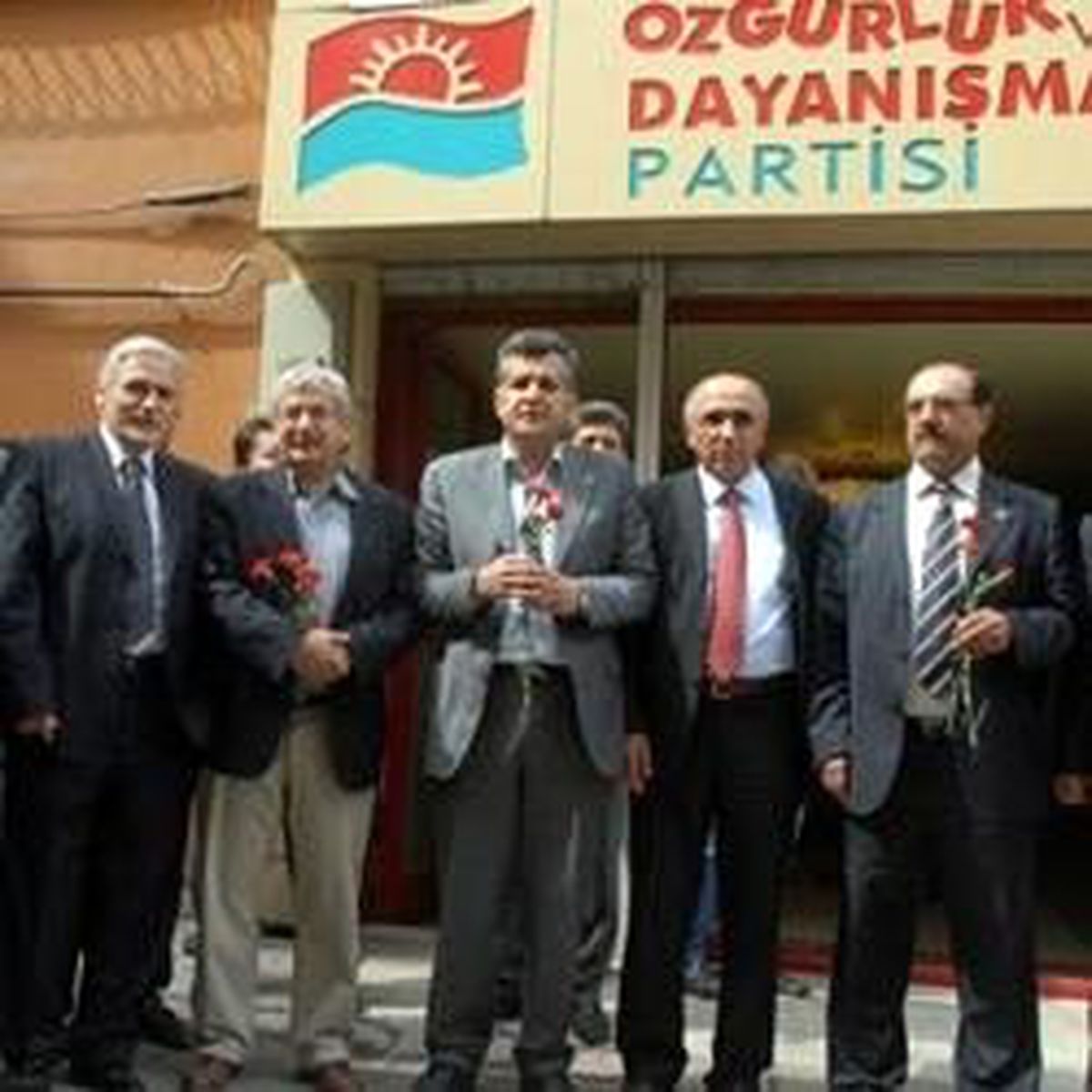 Ödp'den Polise Tazminat Davası