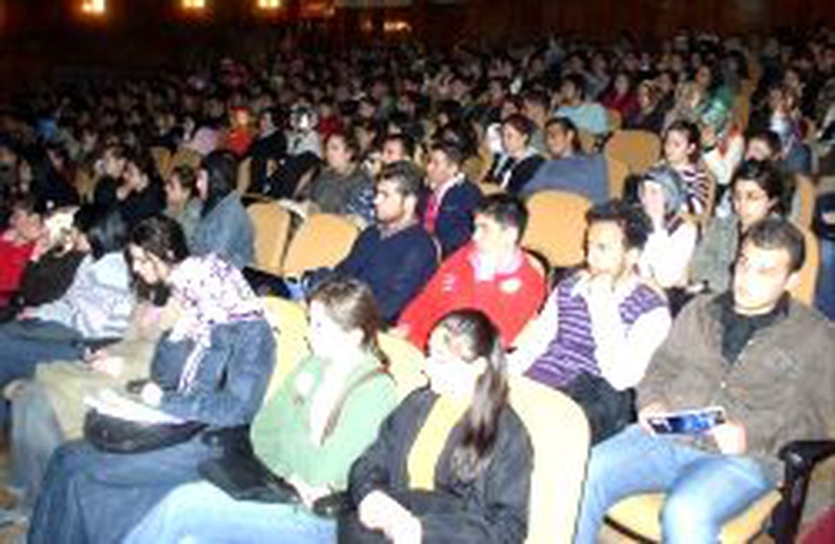 Üniversite Öğrencilerinden 'Mesleki Bilgi Paneli'