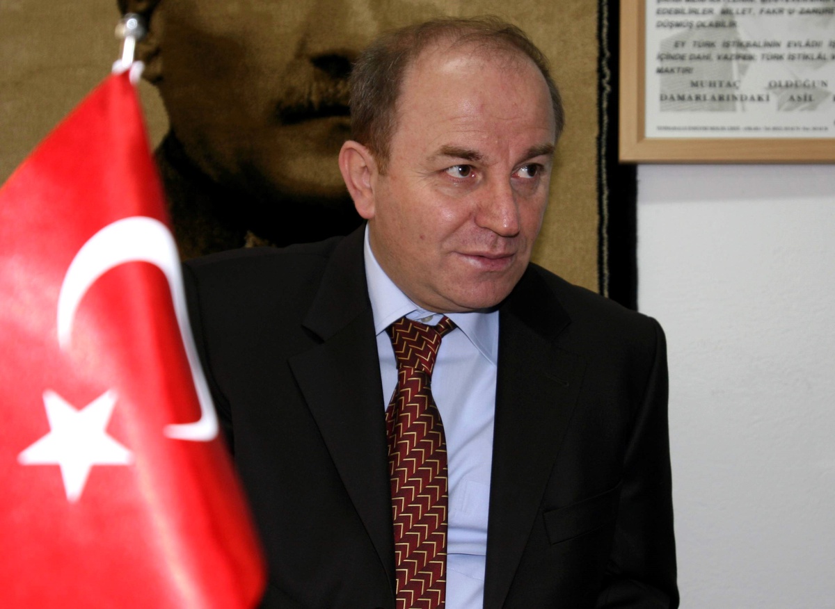 Niğde Valisi Öztürk'ten Şehit Ailelerine Ziyaret