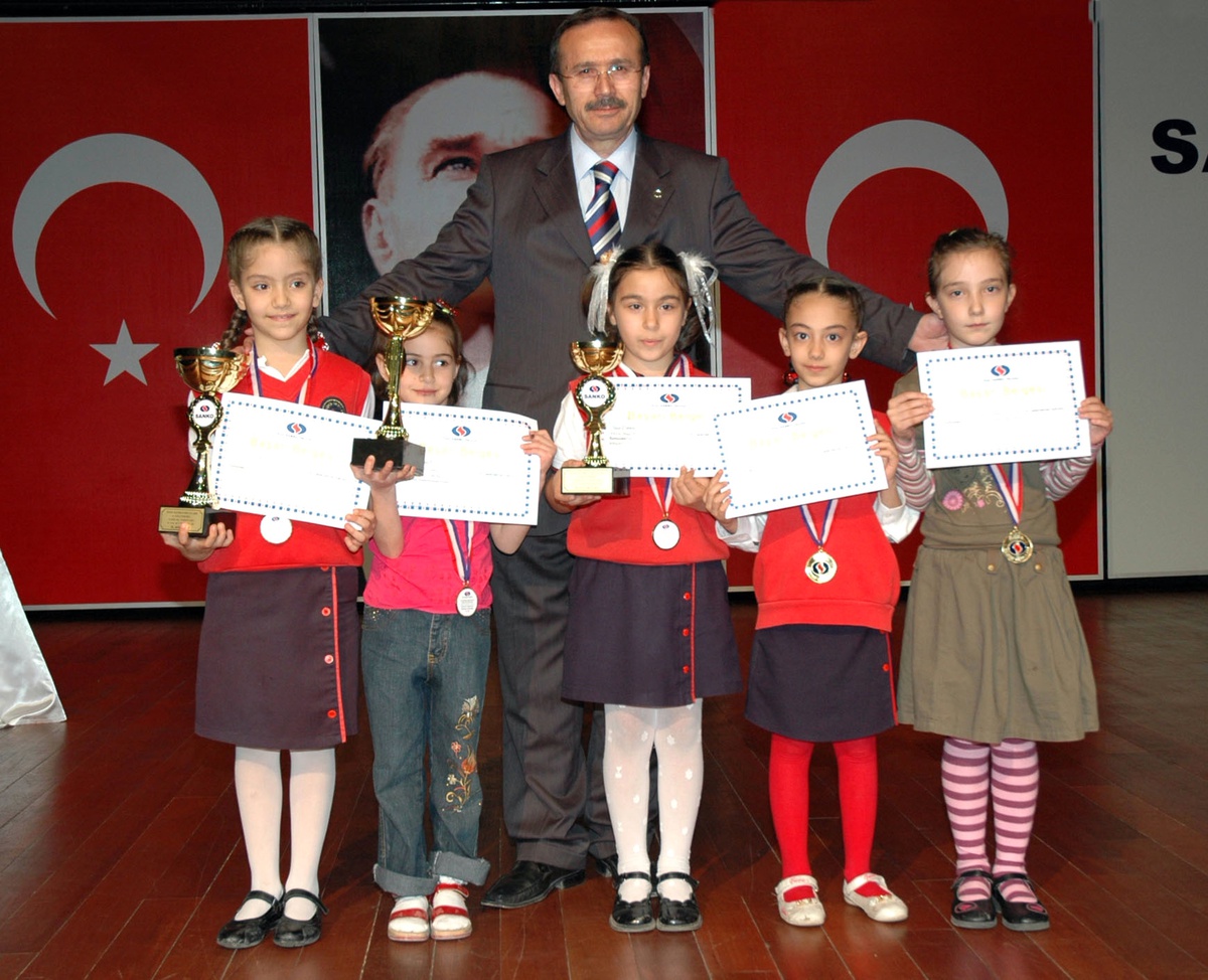 Özel Sanko Okulları 6. Geleneksel Satranç Turnuvası Ödülleri Dağıtıldı