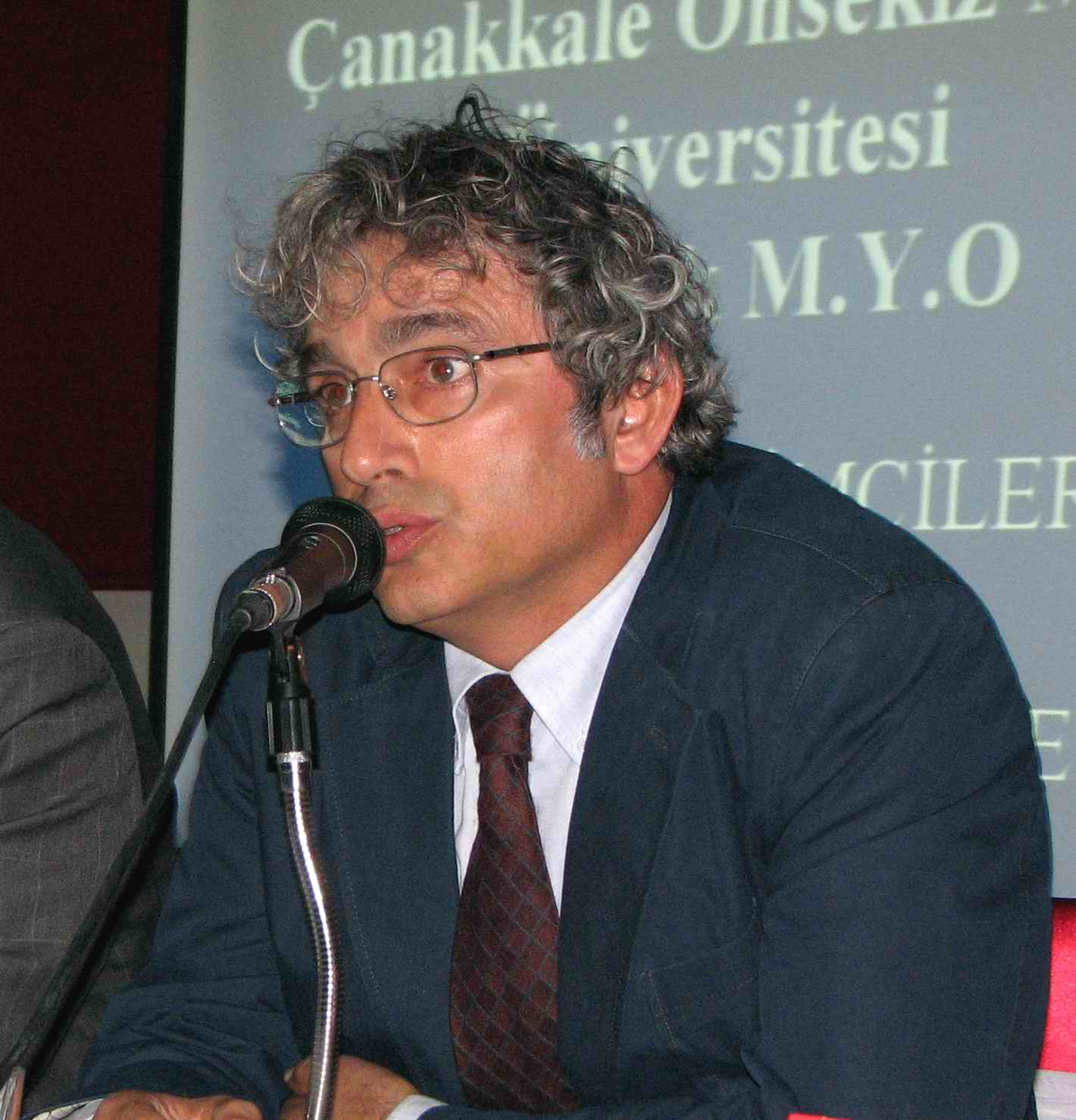 Ayvacık Meslek Yüksek Okulu'nda Panel Heyecanı