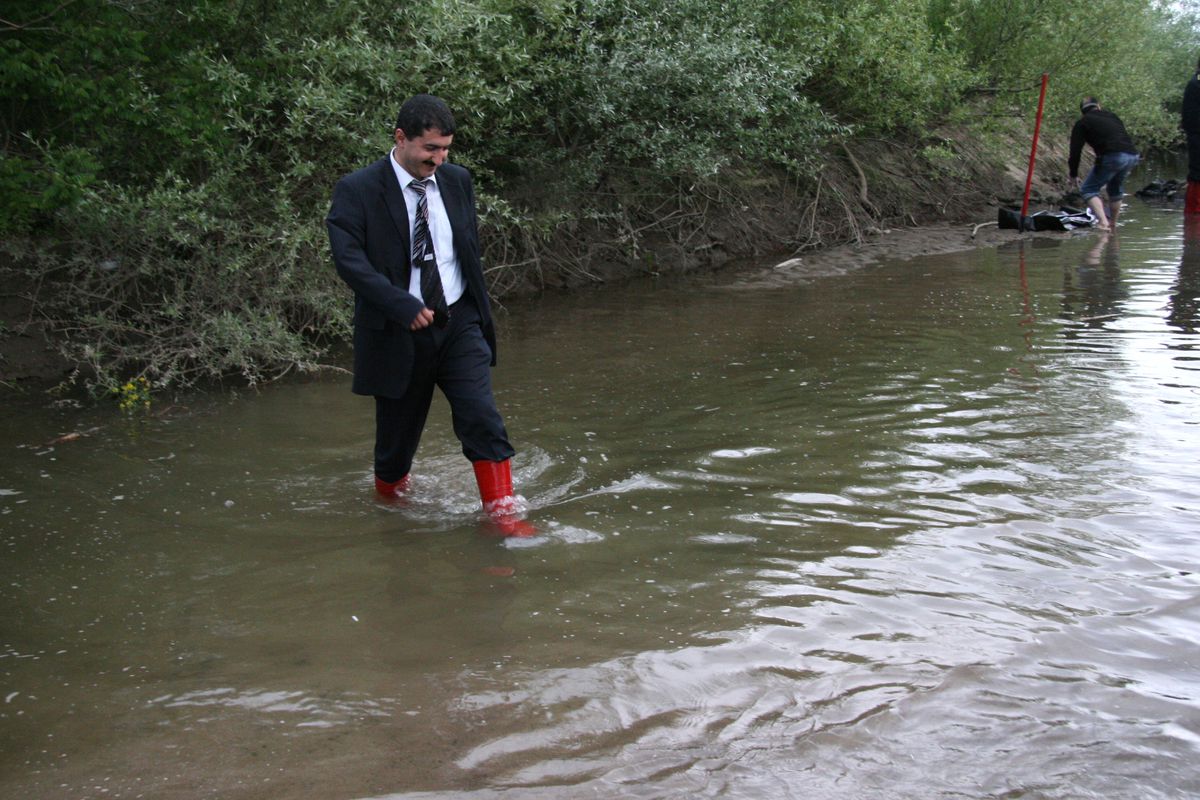 Edirne'de Meriç Nehri Kenarına Sürüklenmiş Bir Erkek Cesedi Bulundu
