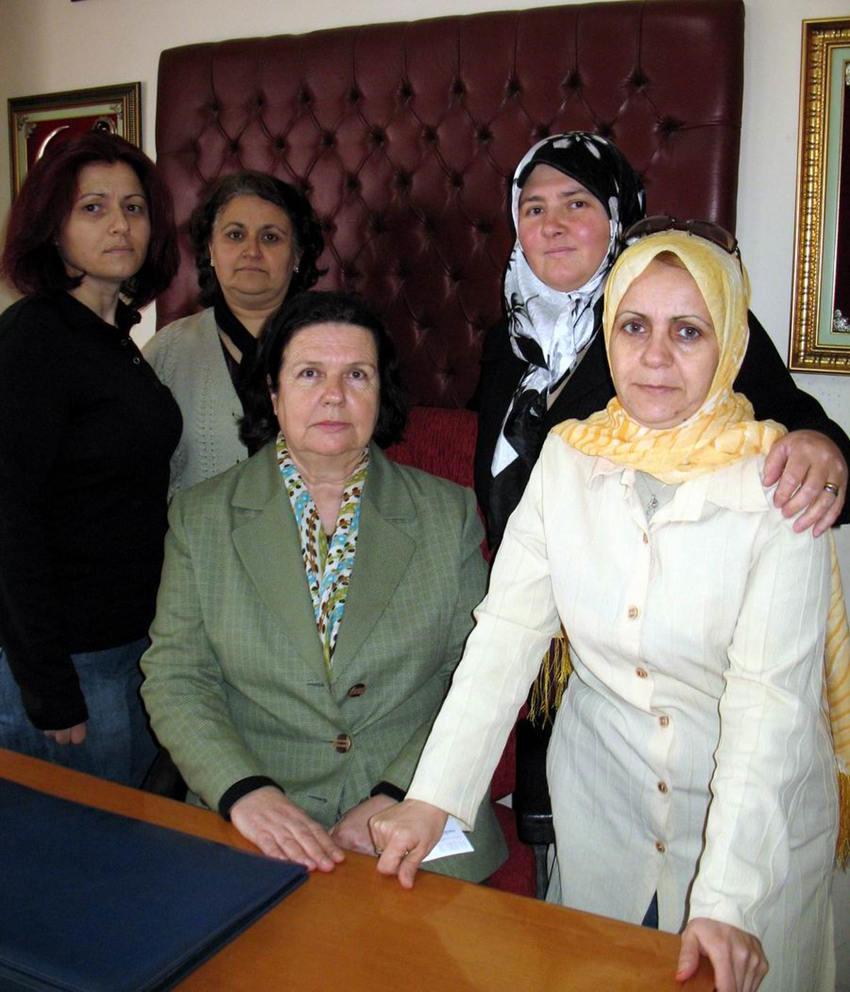 Edremit'te MHP'li Hanımlardan Anneler Günü Programı