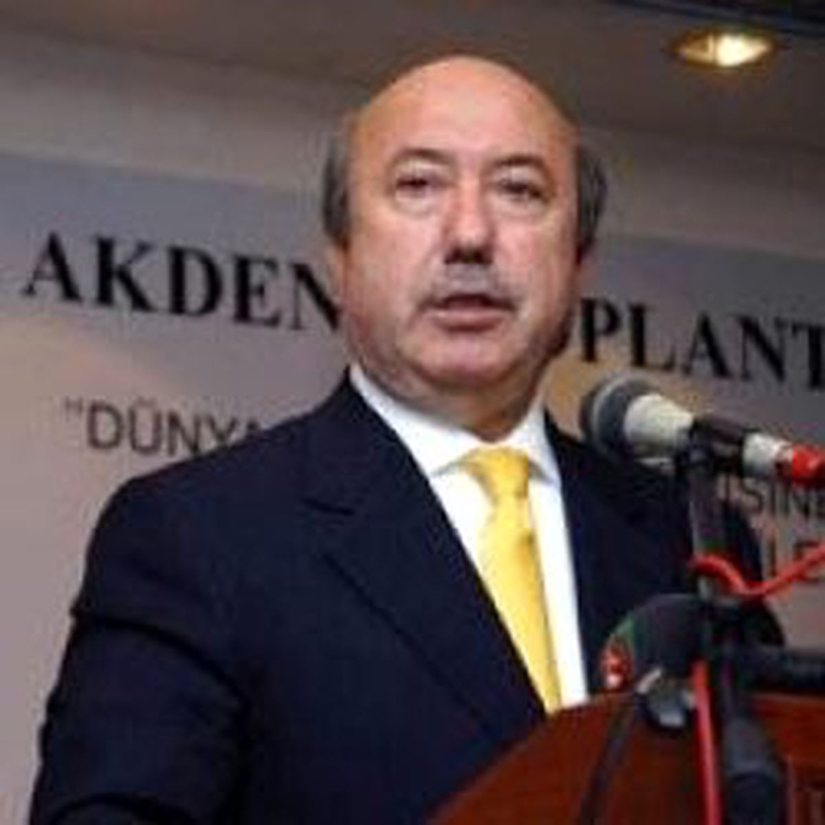 Petrol 120 Dolara Çıkmış, Gel de İndir Enflasyonu