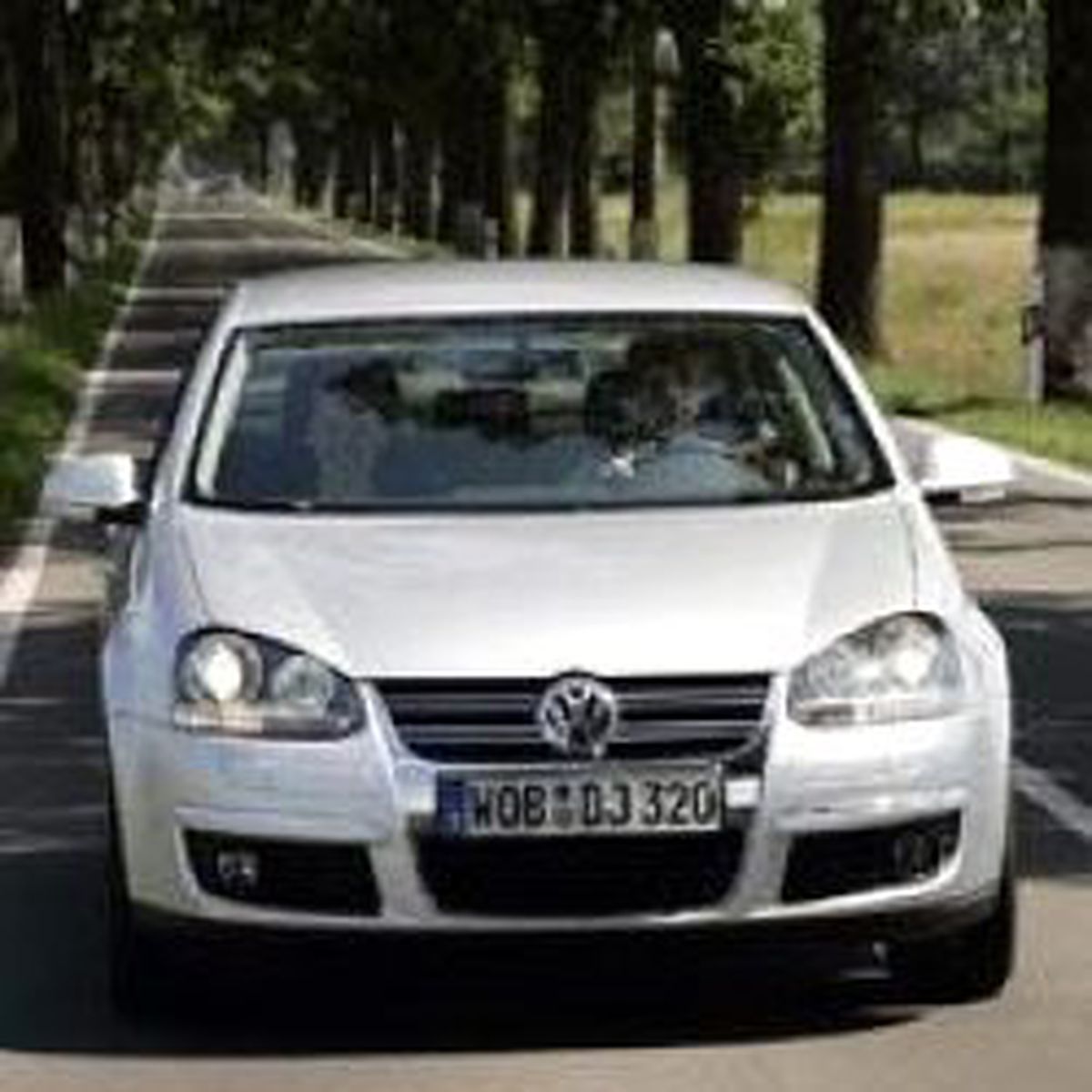 Volkswagen Jetta'nın Fiyatını Düşürdü