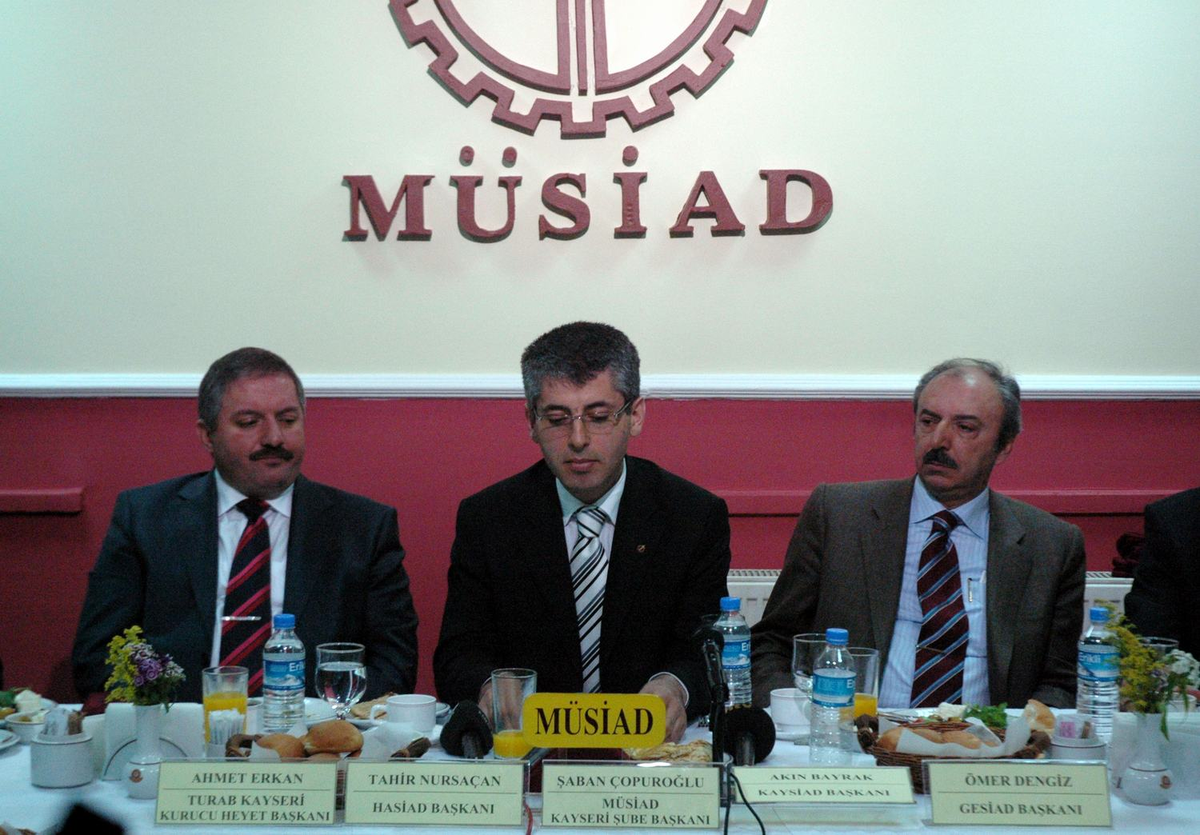 Kayseri'de Sanayiciler Bir Araya Geldi