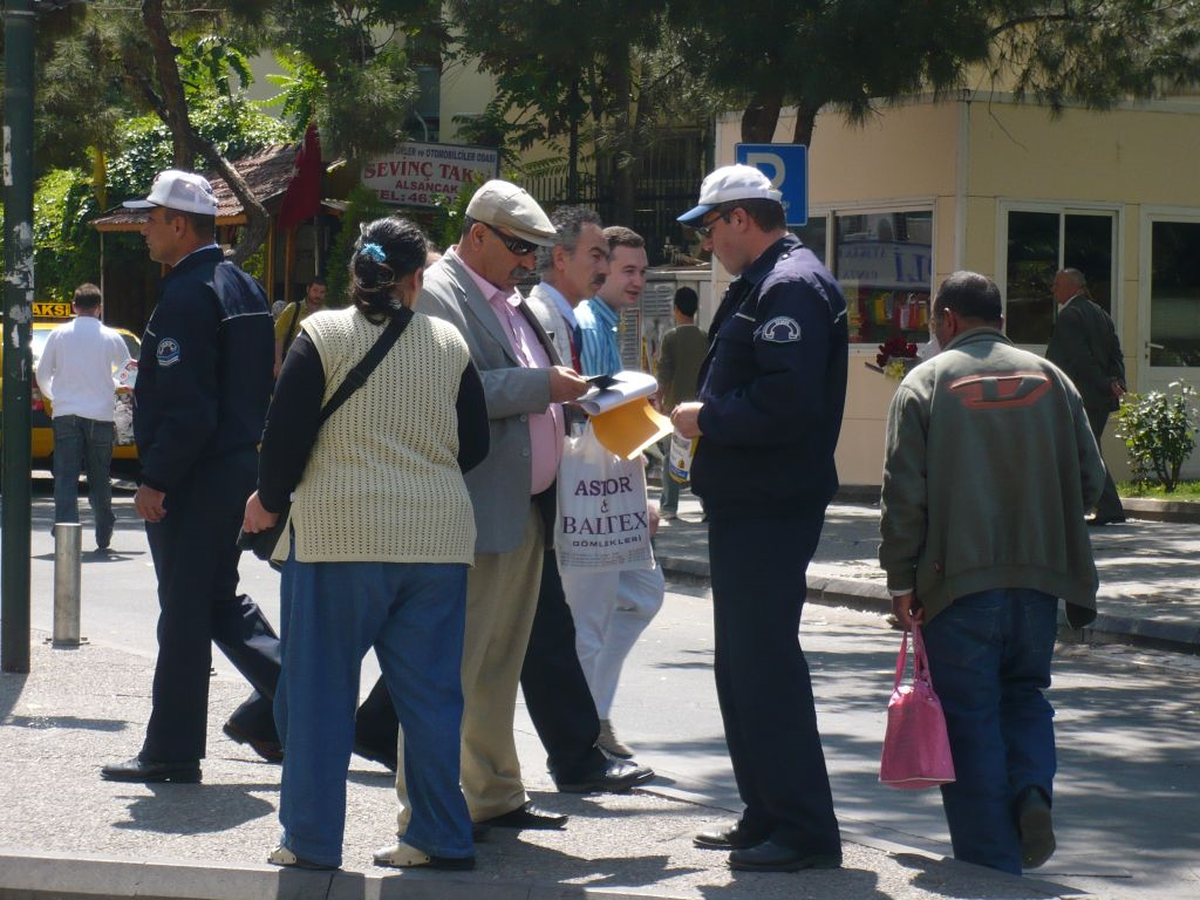 Trafik Haftası Çeşitli Etkinliklerle Sürüyor