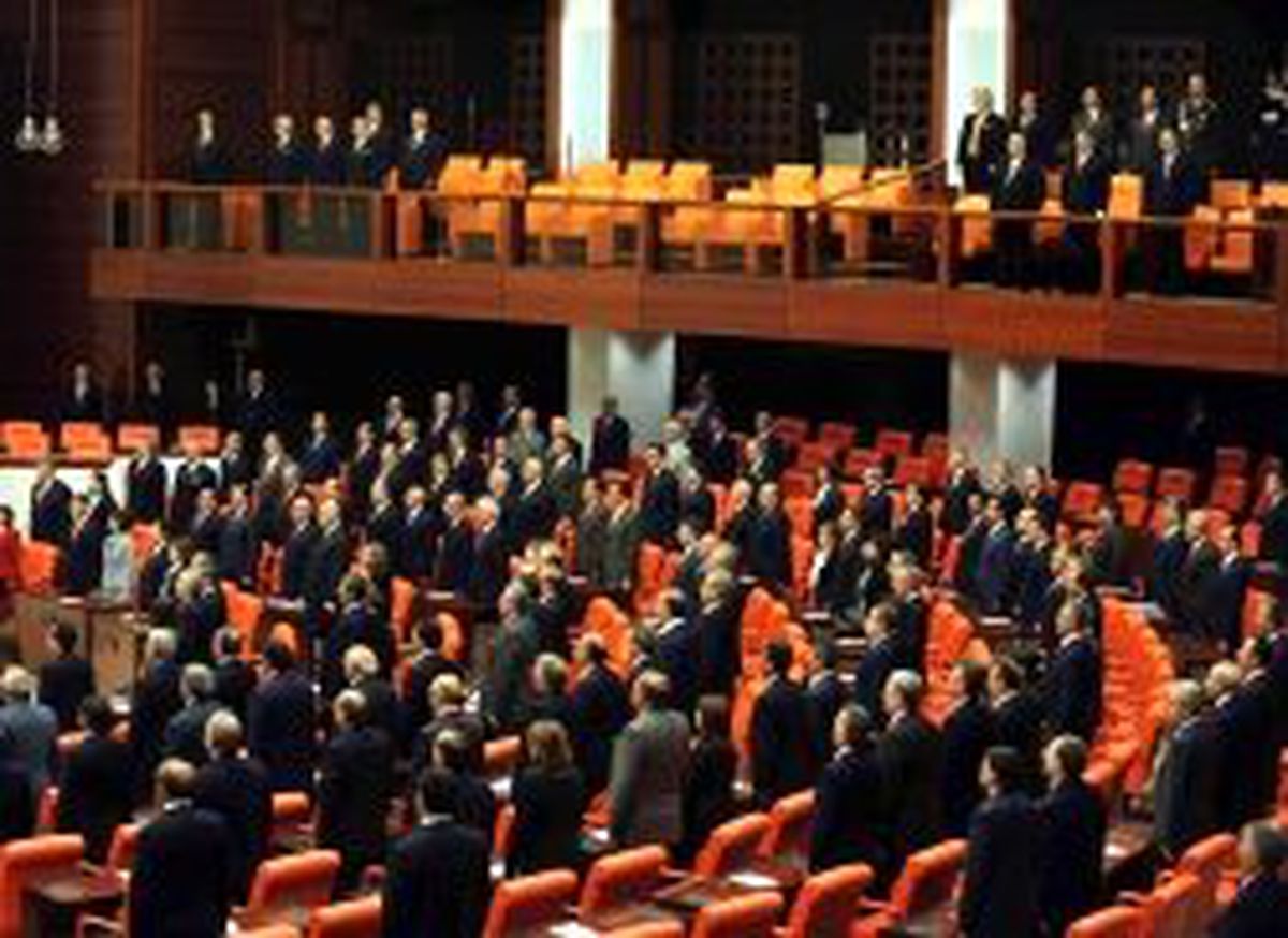 Başbakana '1 Mayıs' Gensorusu Salı Günü TBMM'de