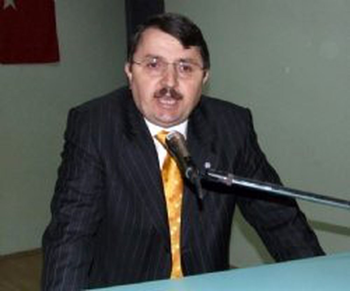Eğitim-Bir-Sen Başkanı: Menfaat Örgütüyüz