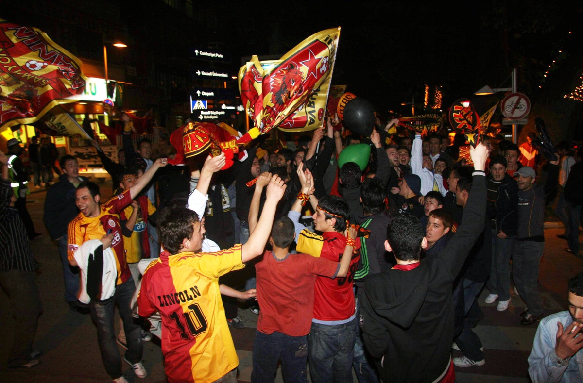 Galatasaray Taraftarları, Kocaeli'de Şampiyonluğu Kutlayamadı
