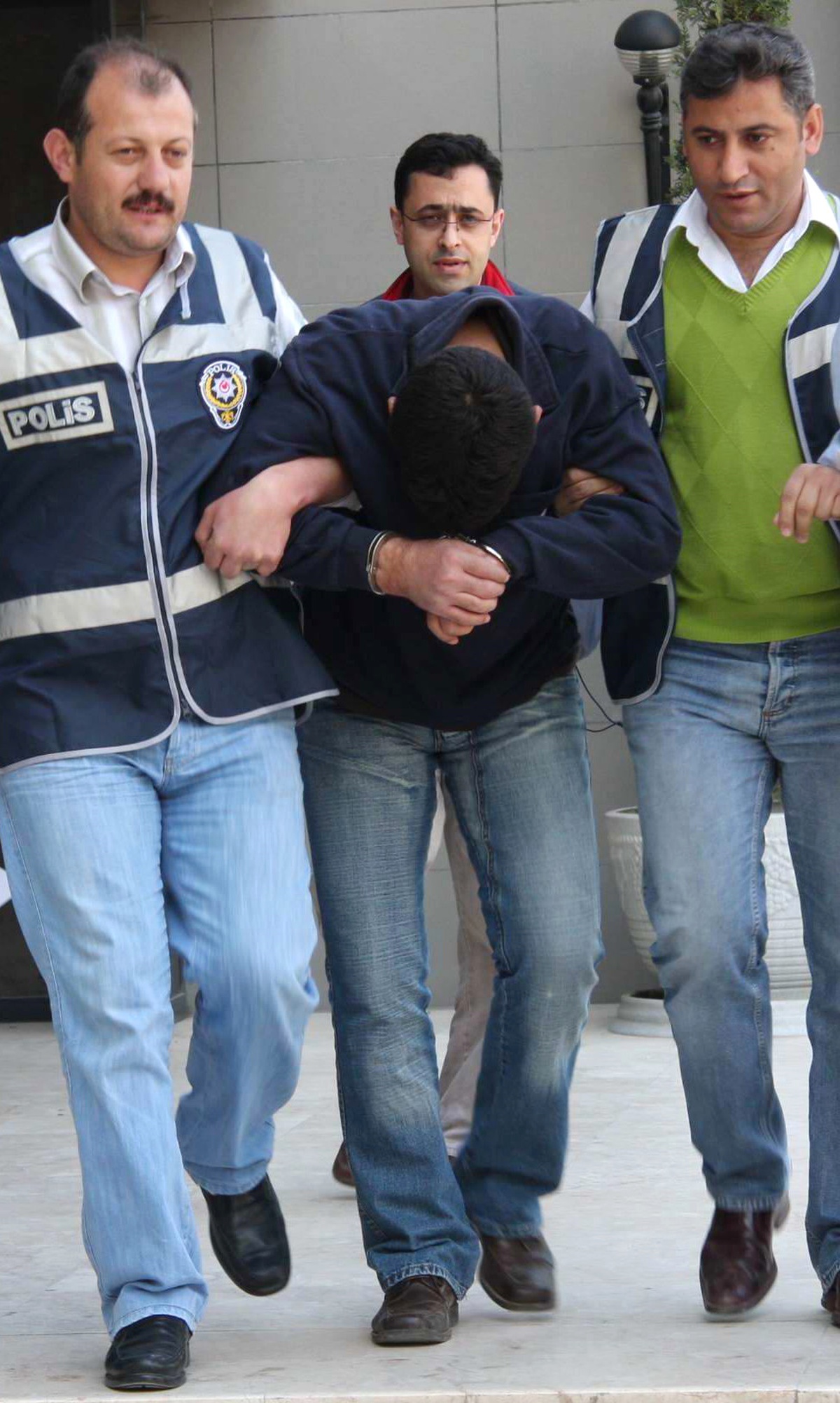 Bursa'nın Kabusu Tacizciyi, Bardaktaki Parmak İzi Ele Verdi